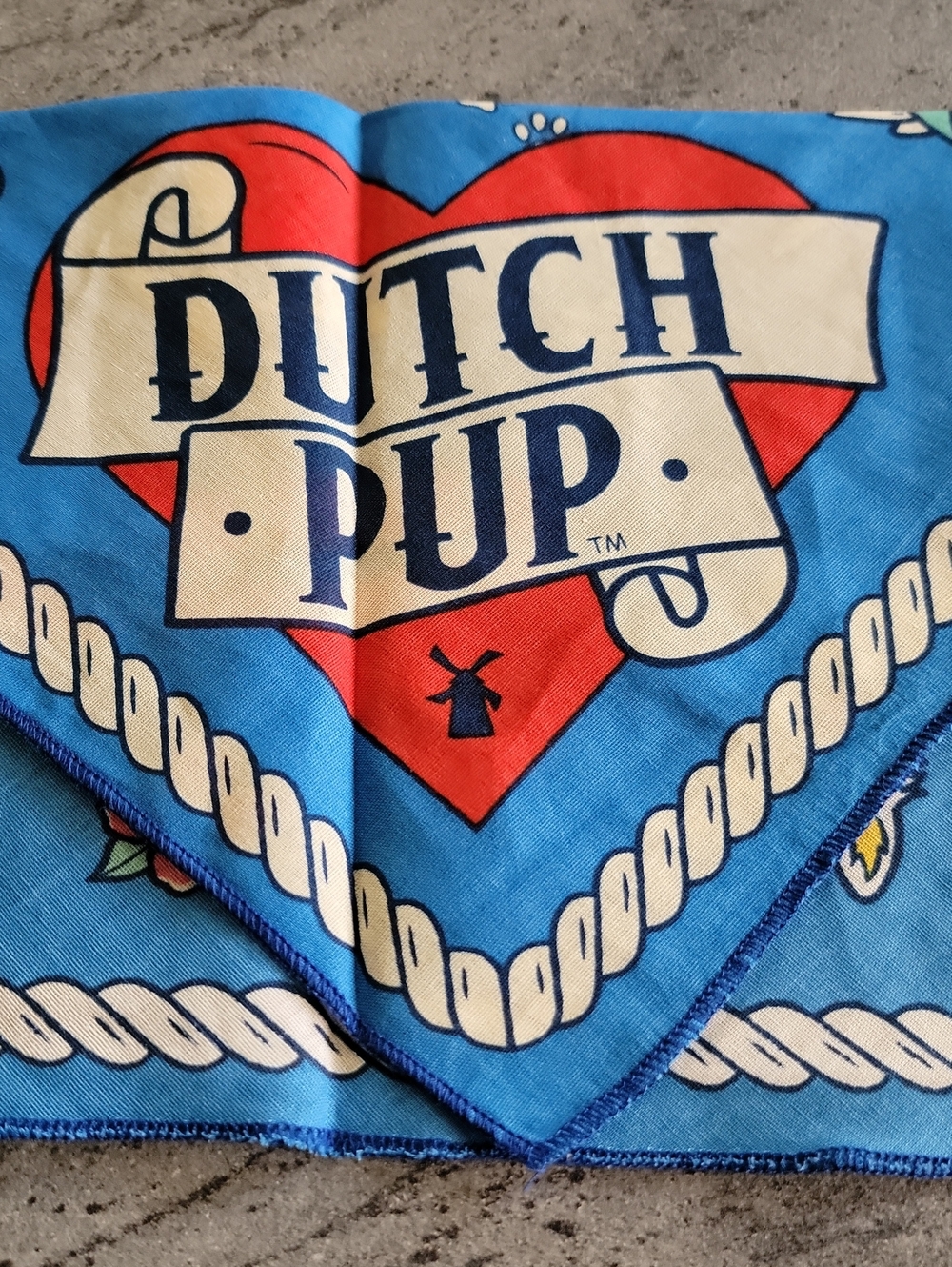 DUTCH BROS. Dutch Pup Scarf Brand New